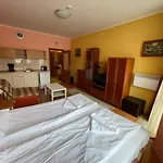 Apart Otel Persey Flora 3*