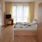 Persey Flora Apart Otel 3*