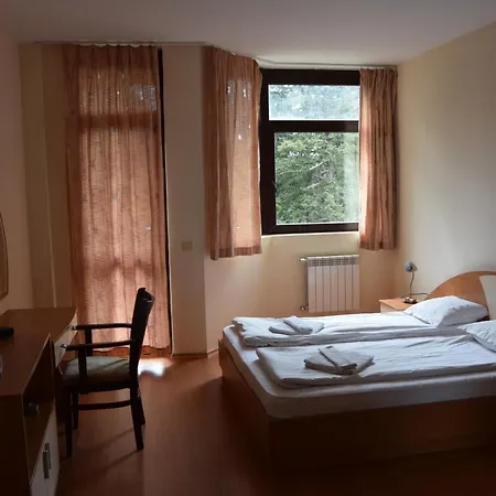 Persey Flora Apartmanhotel Borovec