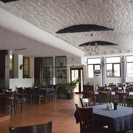 Lejlighedshotel Persey Flora