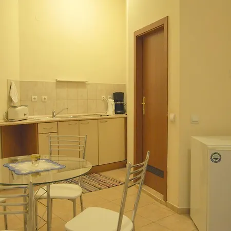 Hotel de apartamente Persey Flora