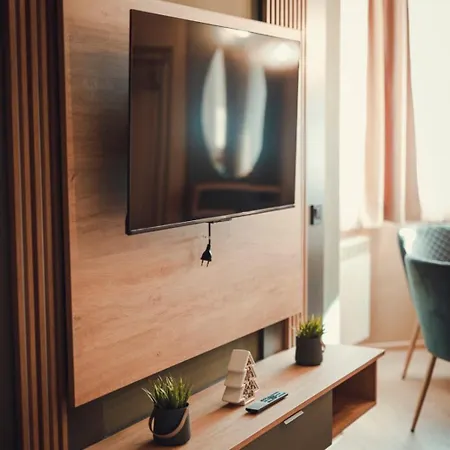 Persey Flora Aparthotel