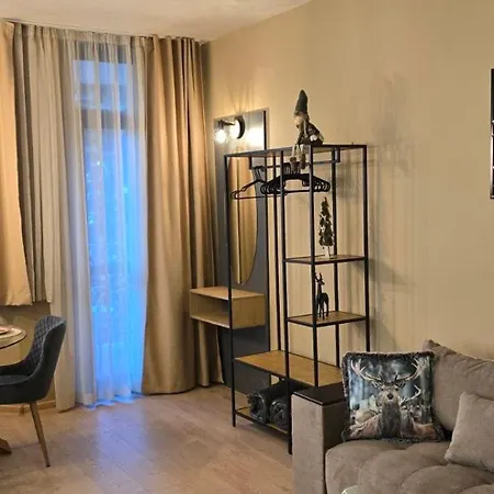 Persey Flora Hotel de apartamente