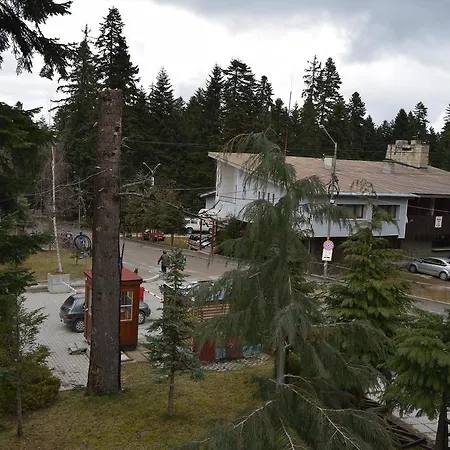 Persey Flora Hotel de apartamente Boroveț