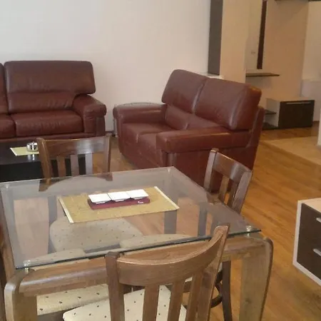 Aparthotel Persey Flora