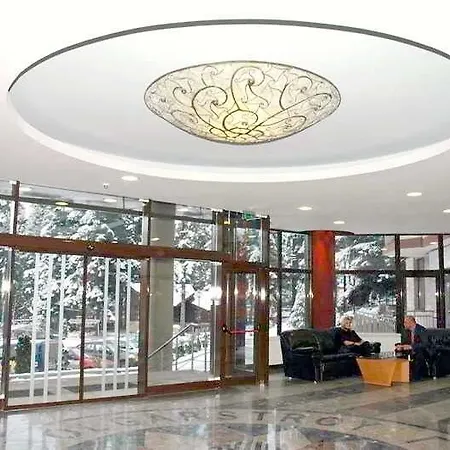 Persey Flora Apart Otel Borovets