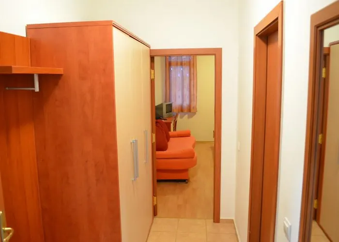 Hotel apartamentowy Persey Flora 3*