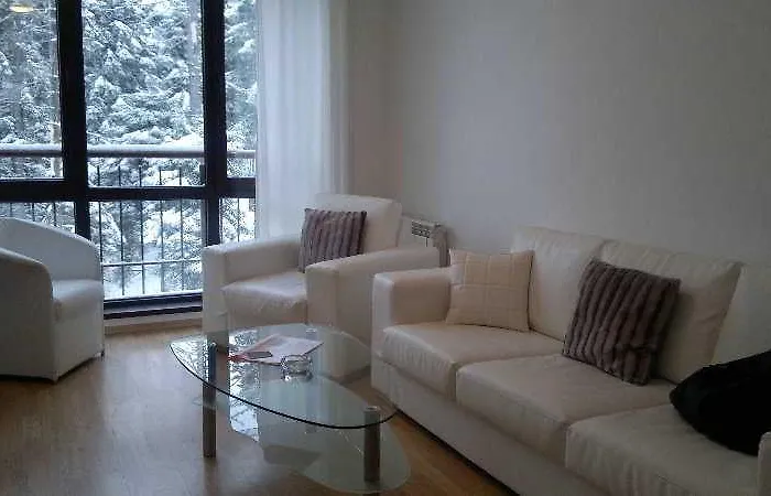 Persey Flora Hotel apartamentowy 3*