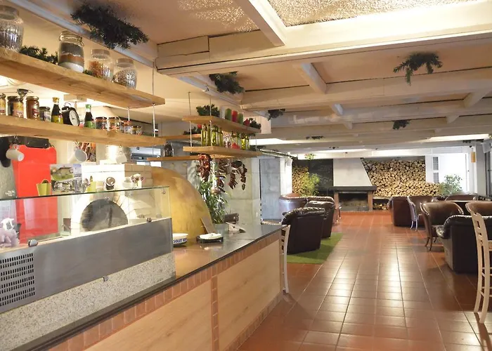 Persey Flora Borowec