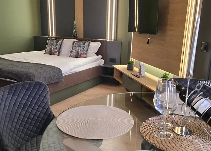 Persey Flora Borowec