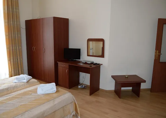 Hotel apartamentowy Persey Flora 3*