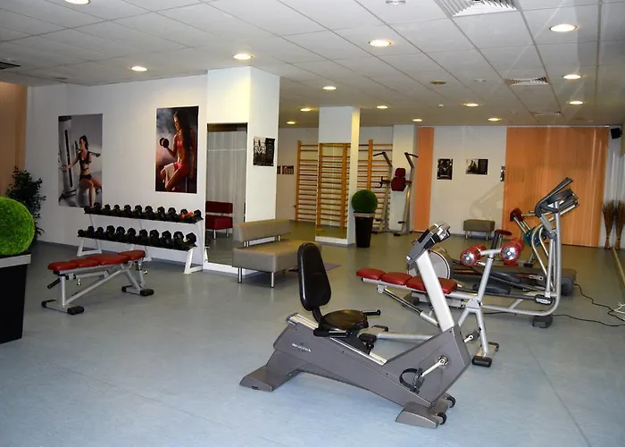 Persey Flora 3* Borowec